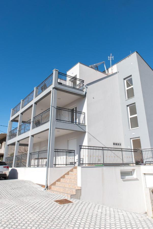 Apartments Zilic Каштел-Стари Экстерьер фото